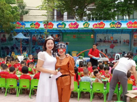 Bé vui tết trung thu